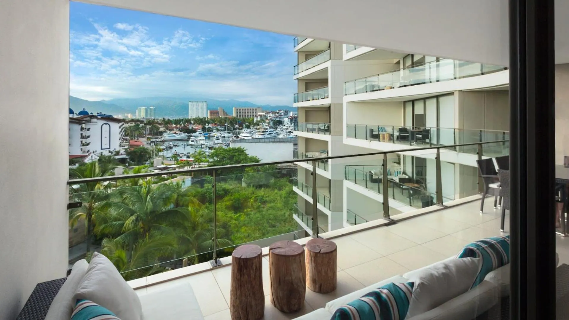 Live Aqua Private Residences Marina Vallarta Puerto Vallarta 0*,